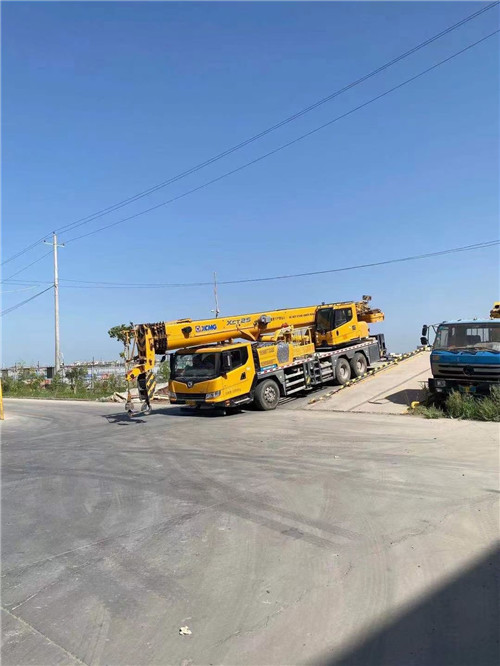 施甸县吊车作业时，可能会产生哪些额外收费项目？